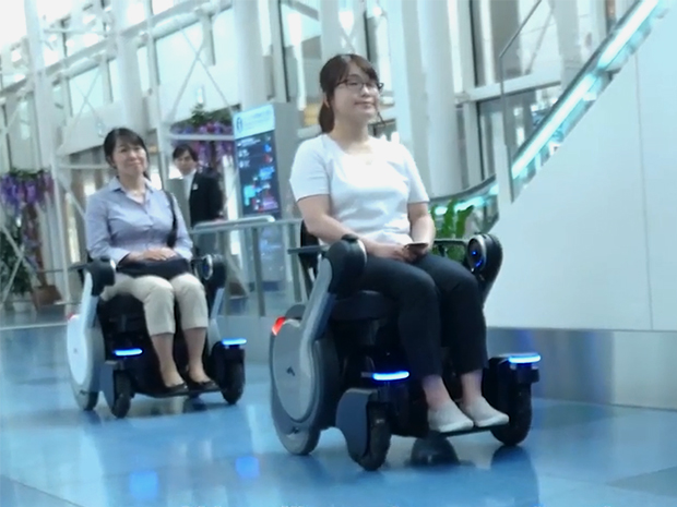 Самоходные инвалидные каляски для больниц и аэропортов