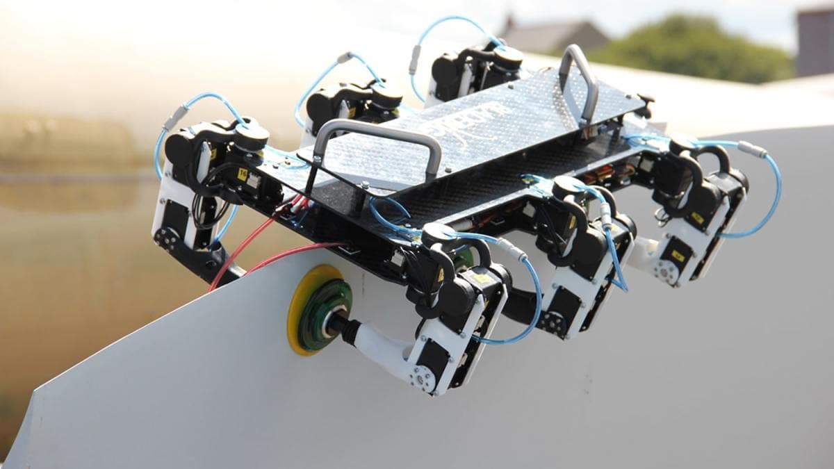 Первый в мире робот BladeBUG способный передвигаться по ветряным мельницам