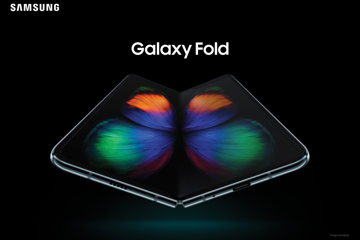 Демонстрация обновленного Galaxy Fold от Samsung