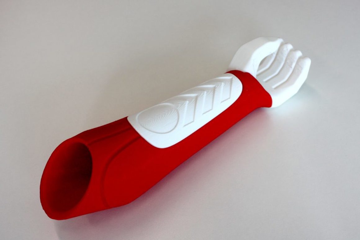 Изготовленная на заказ бионическая рука IMPACT будет напечатана в 3D на заказ-всего за 10 часов обзор цена