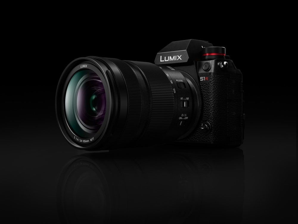 Камера Panasonic Lumix S1R