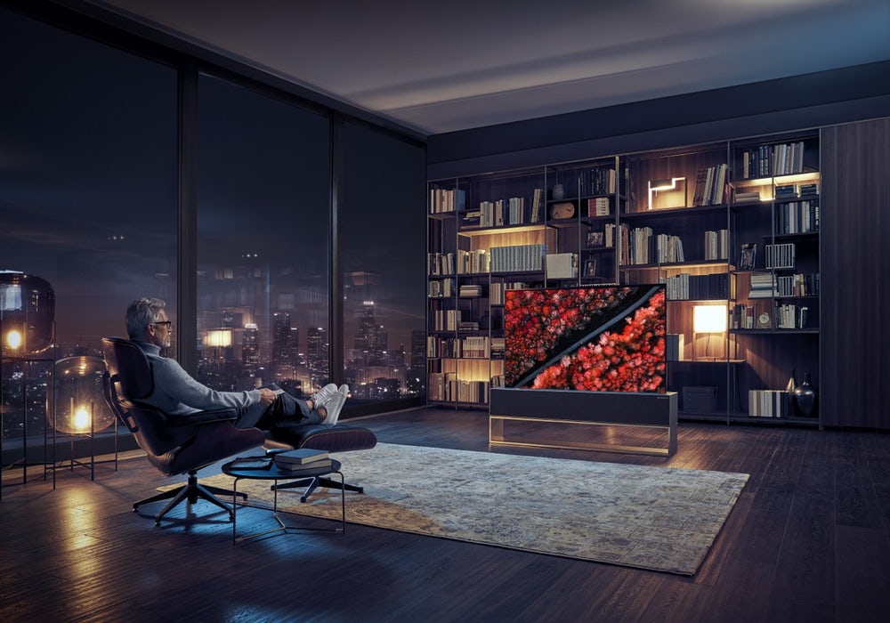LG анонсирует первый в мире рулонный OLED-телевизор