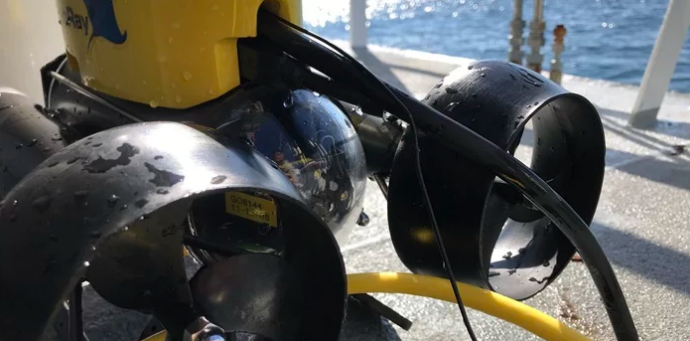 Подводный робот может сканировать морское дно
