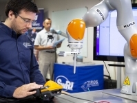 Команда ROS-Industrial разрабатывает роботизированное устройство для улучшения машинного зрения