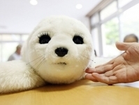 Робот тюлень Paro